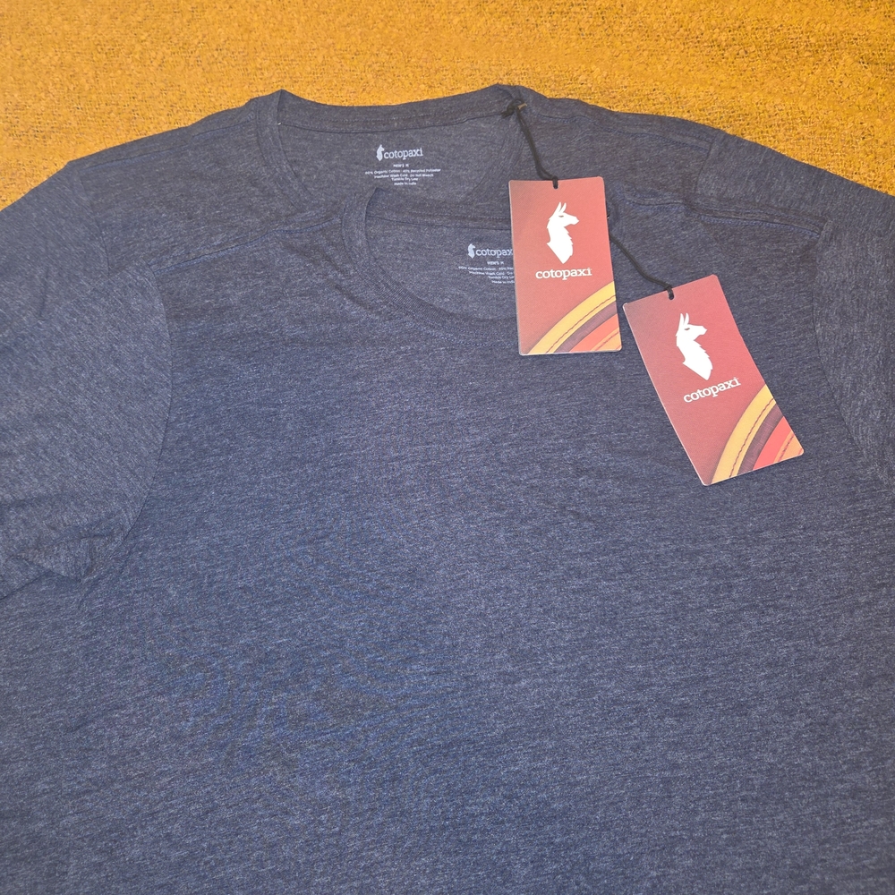 Set Of 2 Cotopaxi Organic Blank Men's T-Shirt - Picture 3 of 5